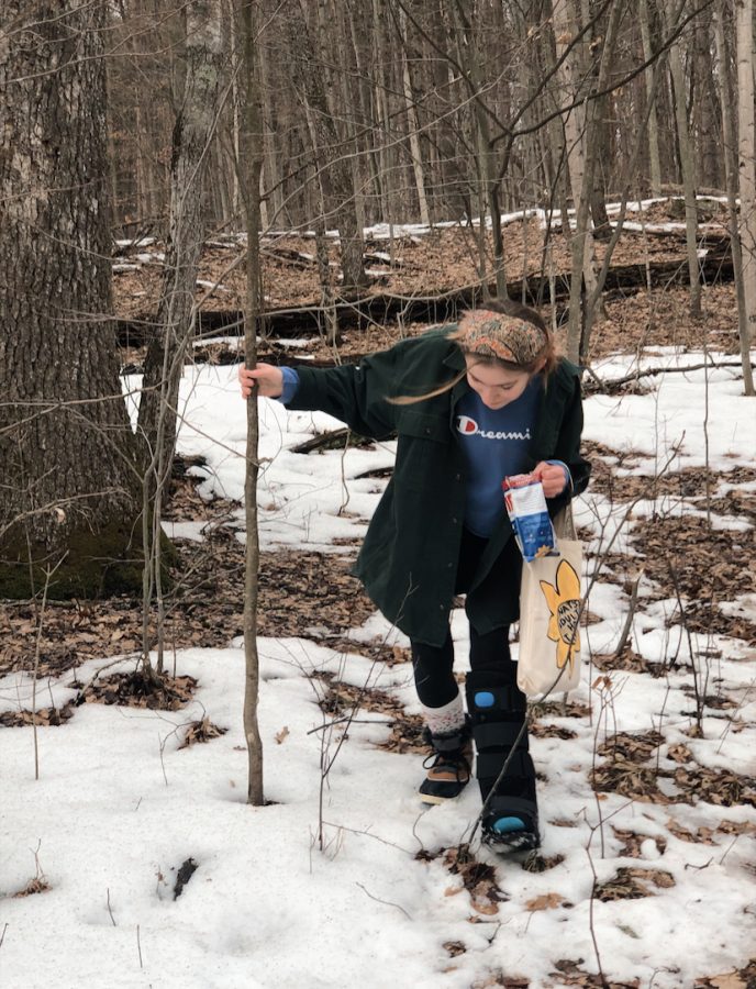 On a hike, avoiding the slippery path, carrying the tote bag Jessie painted for me and the trail snacks we bought at the gas station. I was happy.